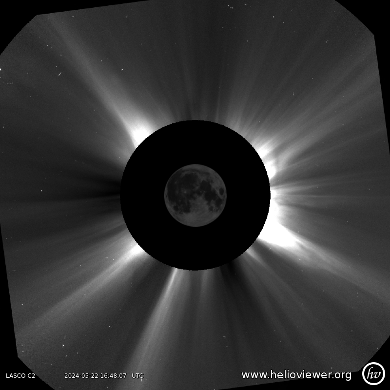 Eclipse-like images captured by the LASCO C2 instrument
